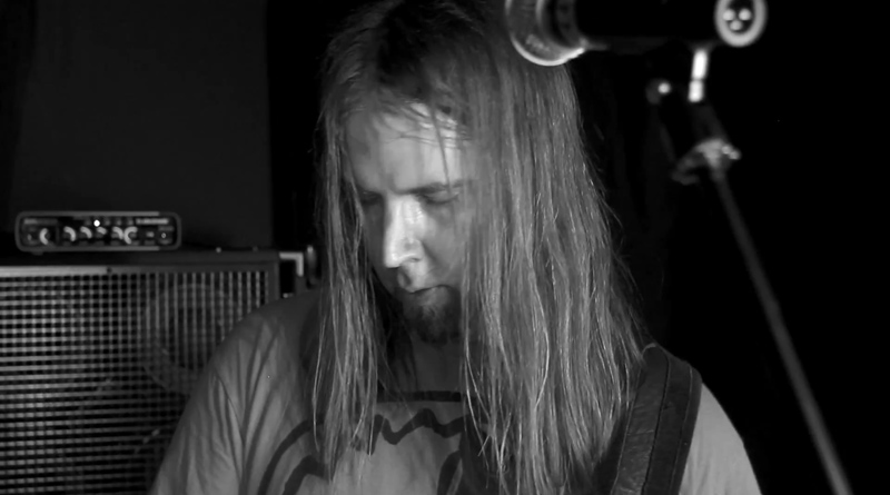 l katso silmiin -musiikkivideosta 2013